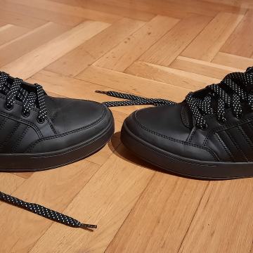 Nove Adidas visoke tenisice veličina 45 1/3 (Fr) ili US 11