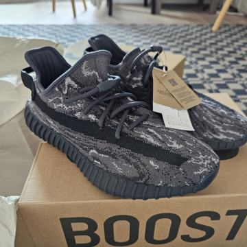 Adidas Yeezy Boost 350 v2 MX Dark Salt