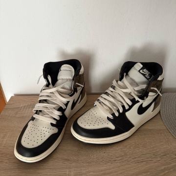 Air Jordan 1 High Dark Mocha tenisice