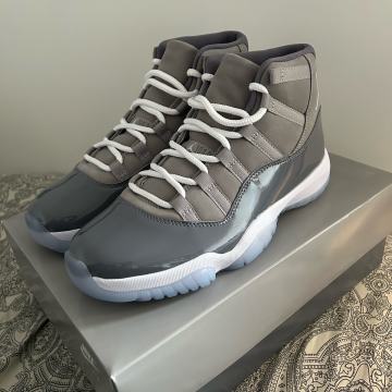 Air Jordan 11 Retro Cool Grey