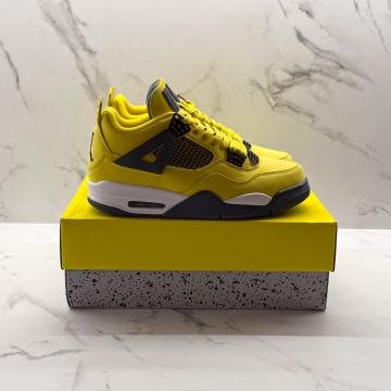 Air Jordan 4 "Lightning" [42]