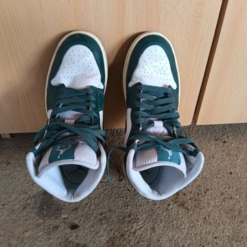 Air Jordan muške tenisice kratko nošene