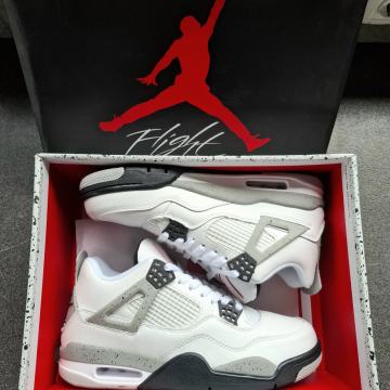 AIR JORDAN 4 RETRO - White Cement (42,5)