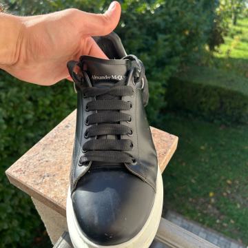 Alexander McQueen crnobijele EU45