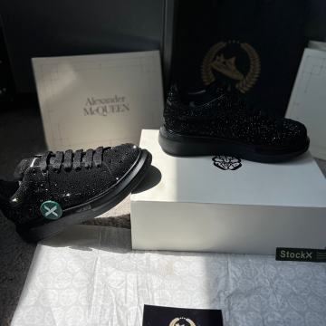 Alexander McQueen Oversized Sneaker Diamond