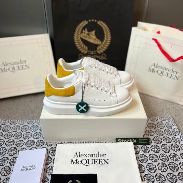 Alexander McQueen Oversized Sneaker Yellow
