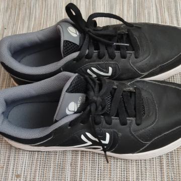 Artengo/ Decathlon tenisice vel 40