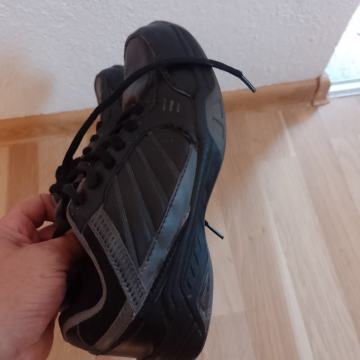 Asics br.40 udobne lagane tenisice bez greške