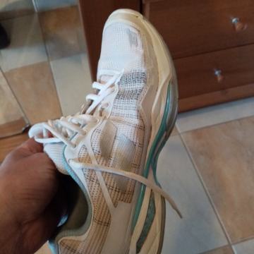 Babalot br.39 kvalitetne udobne tenisice bez greške