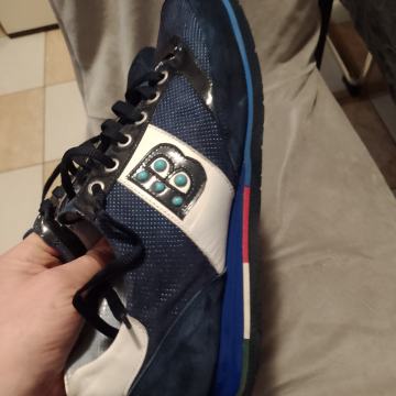 Botticelli br 44 kožne kvalitene i vrlo udobne tenisice