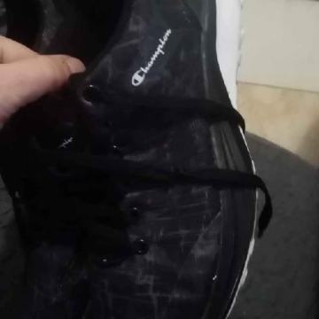 Chempion br.44 kvalitetne udobne tenisice bez greške