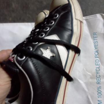 Converse 41.5 kvalitetne udobne i lijepe i kao nove