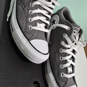 Converse tenisice broj 42,5