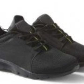 Crne tenisice br.43 - NOVO