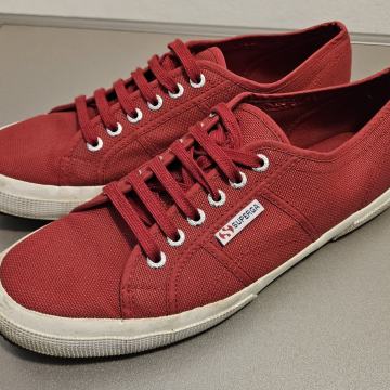 Crvene casual tenisice SUPERGA, broj 44