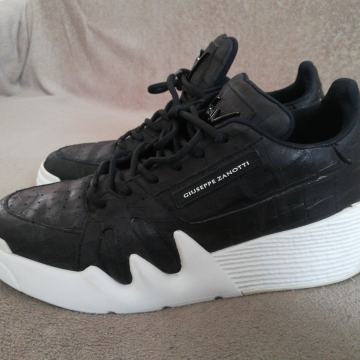 Giuseppe Zanotti original