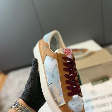 Golden Goose Super Star