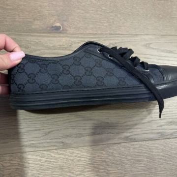 GUCCI original tenisice, broj 45