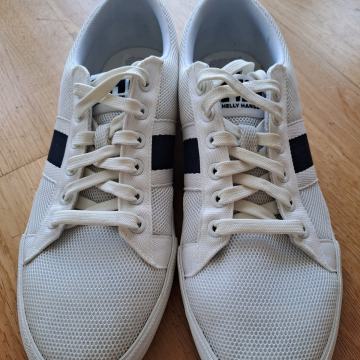 Helly Hansen muŝke tenisice br.43