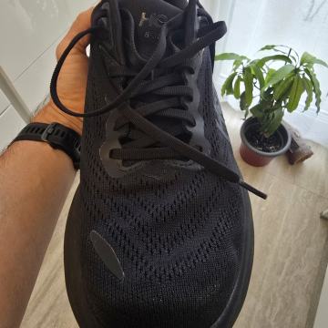 HOKA BONDI TENISICE 44 2/3