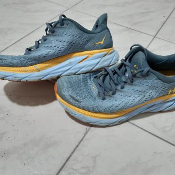 HOKA CLIFTON 8   44 / 28cm  (unisex)