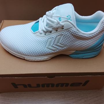 hummel AEROcharge Fusion STZ

Br. 44, novo u kutiji