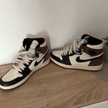 Jordan 1 High Dark Mocha tenisice