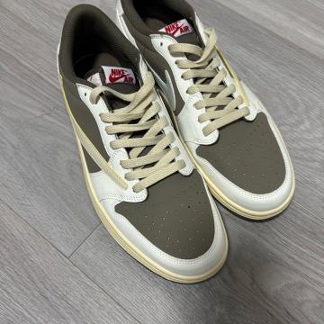 Jordan 1 Retro Low OG SP Travis Scott Reverse Mocha