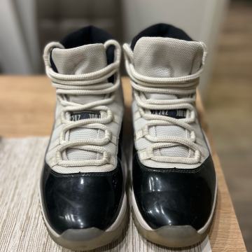 Jordan 11 RETRO CONCORD 2018
