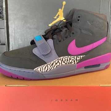 Air Jordan Legacy 312