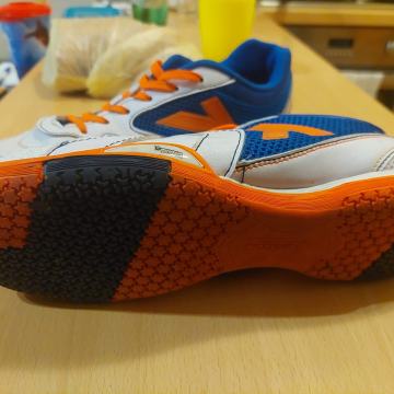 Kelme tenisice za dvoranu - 10 puta nošene