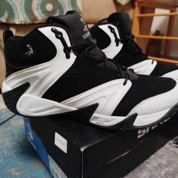 Košarkaške tenisice Shaq Devastator br. 43.5