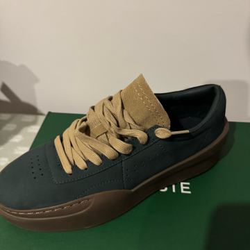 LACOSTE AURA CLUB NUBUK 43