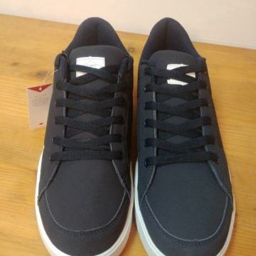 Lee Cooper tenisice br. 44