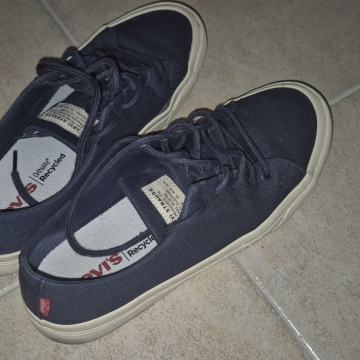 Levis tenisice