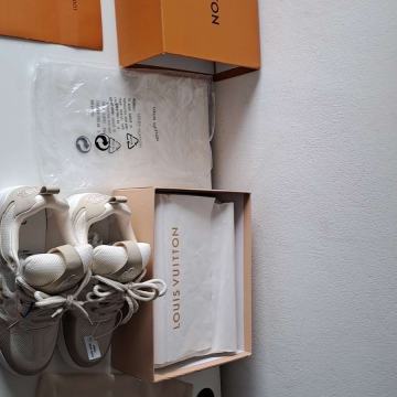 Louis Vuitton Skate, novee!!