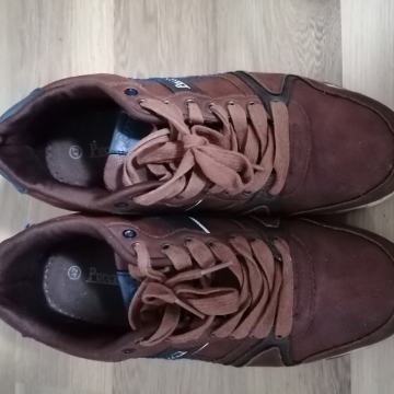 Muške cipele broj42