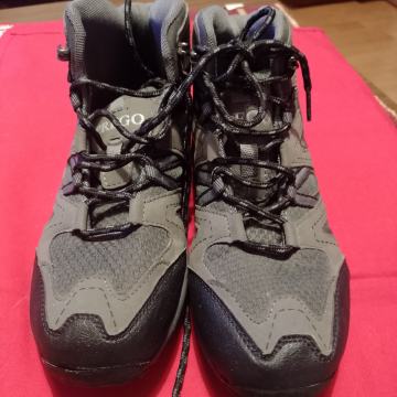 Muske gleznjace. Broj 38.