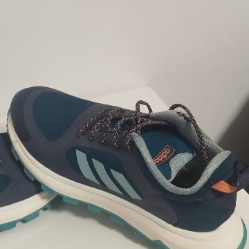 Tenesice ADIDAS Traxion cloudfoam Br.40