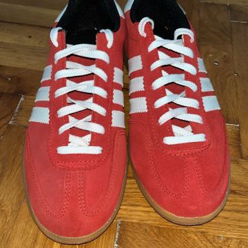 Muške tenisice broj 42-42.5. EU - U NOVOM STANJU i NE KORIŠTENE