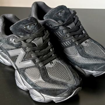 New Balance 9060 Black