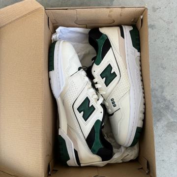 NEW BALANCE GREEN