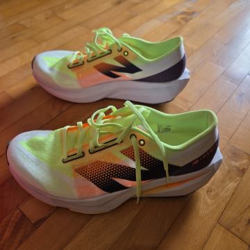 New balance rebel v4