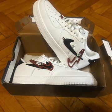 NIKE AF1:81-SWOOSH-44-NOVE!!!
