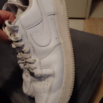 Nike air br.42.5 kožne kvalitetne tenisice