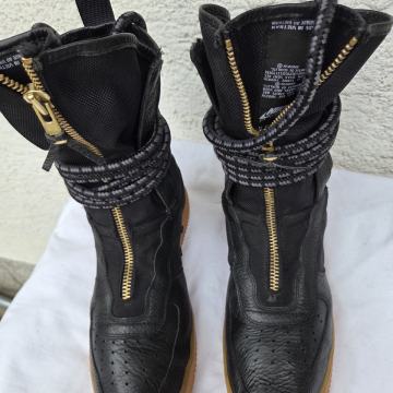 Nike Air Force 1 " Black Gum " visoke tenisice/čizme EUR 44- 28 cm