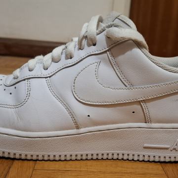 Nike Air Force 1 broj 44