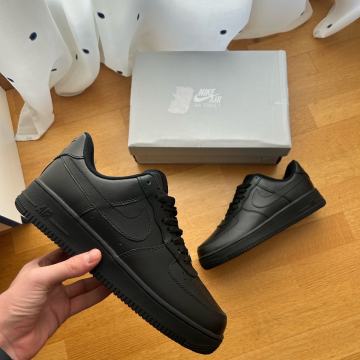 Nike Air Force 1 Low Black