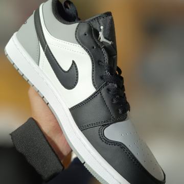 Nike Air Jordan 1 Low Shadow Toe