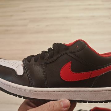 Nike air jordan 1 low tenisice